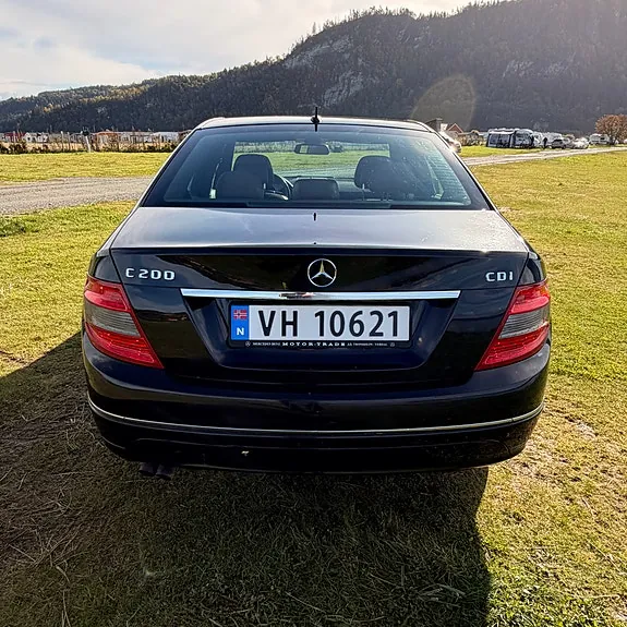 Mercedes-Benz C200 D 2008 photo 4