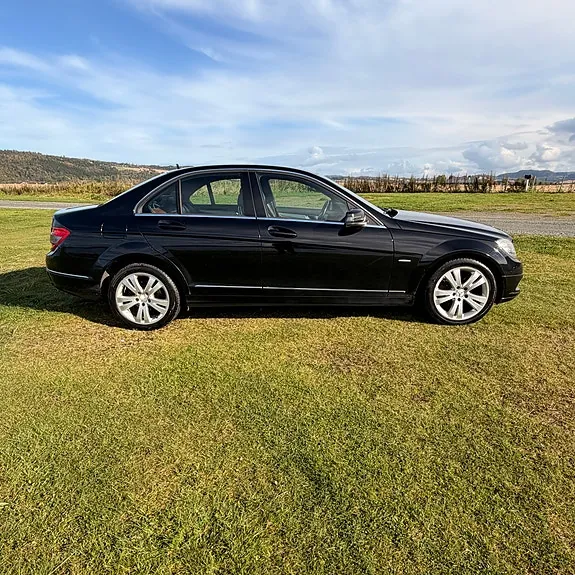 Mercedes-Benz C200 D 2008 photo 2