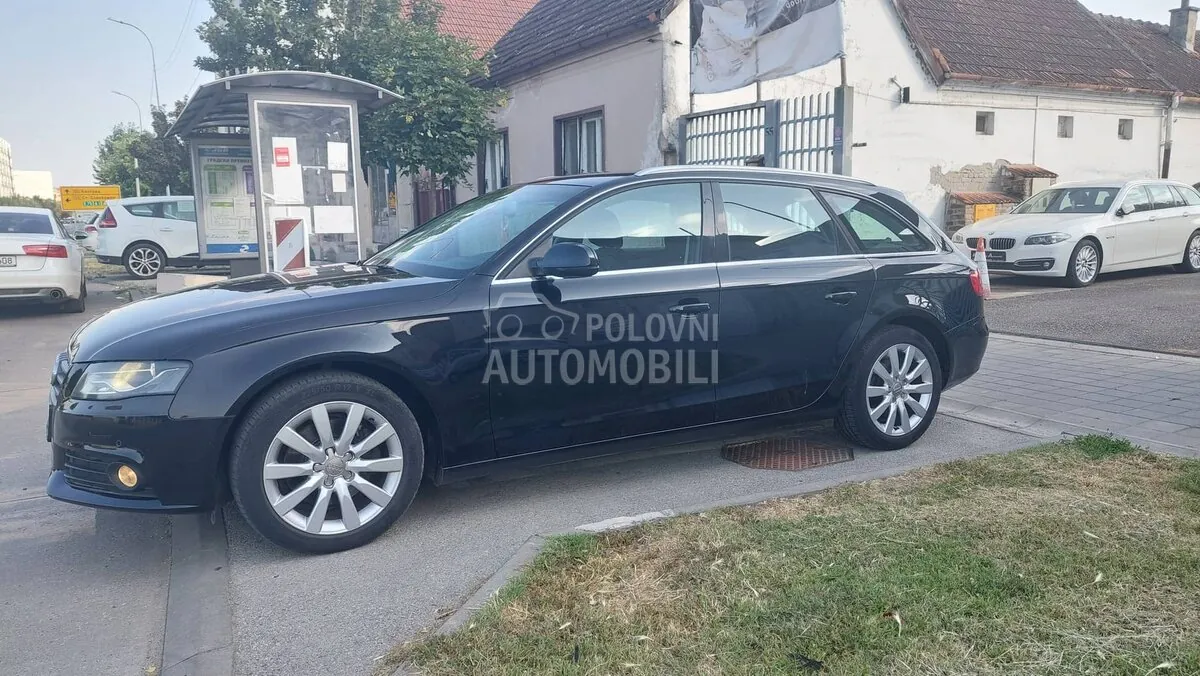 Audi A4 2009 photo 4