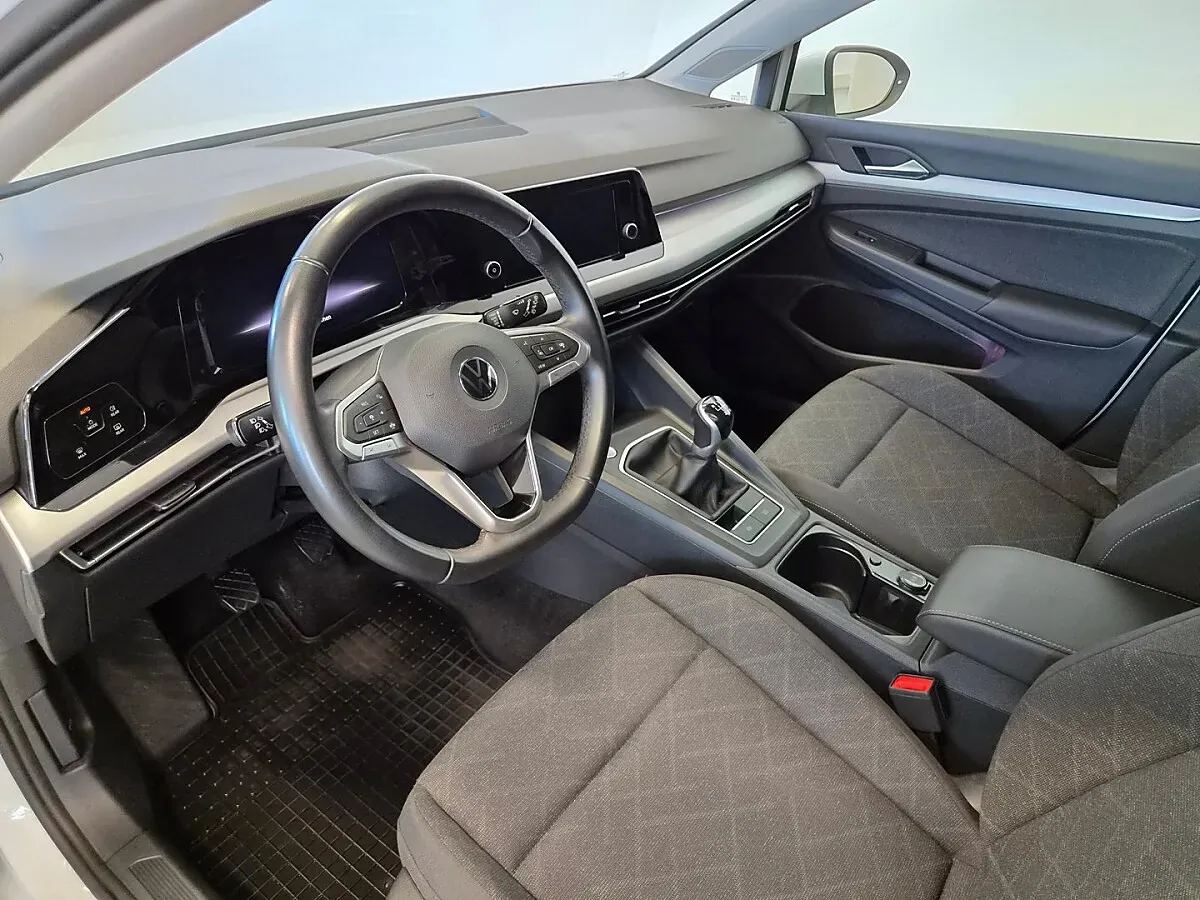 Volkswagen Golf 2022 photo 3