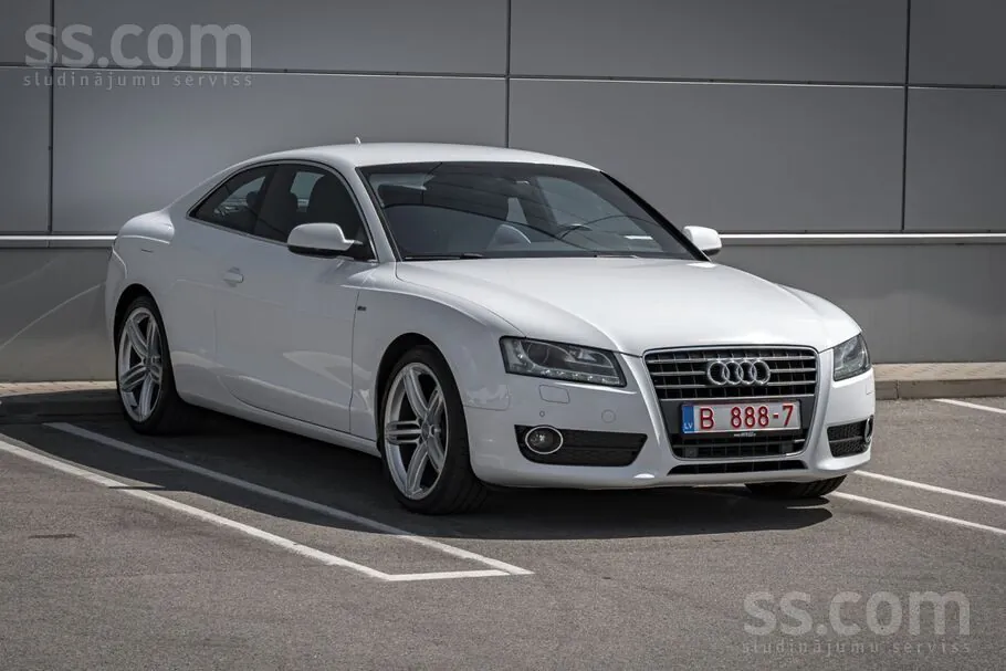 Audi A5 2009 photo 3