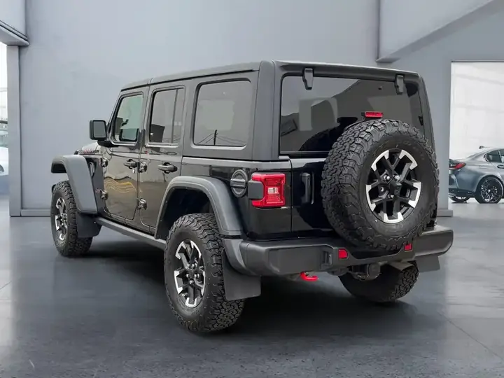 Jeep Wrangler 2024 photo 3