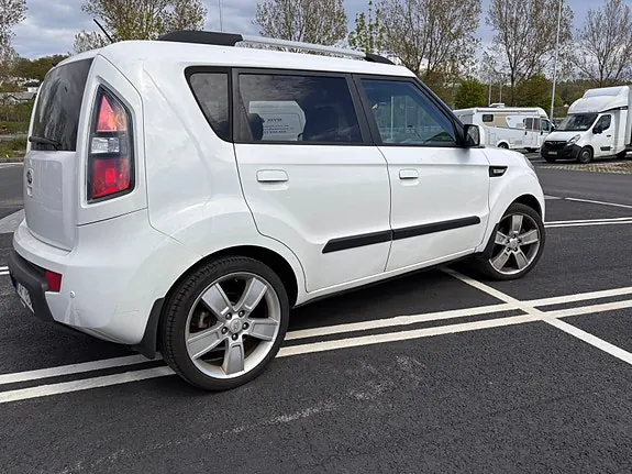 Kia Soul 2009 photo 2