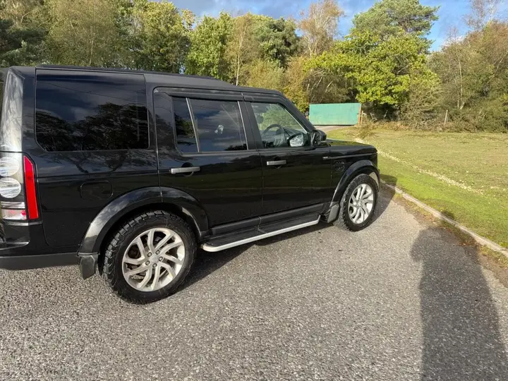 Land Rover Discovery 4