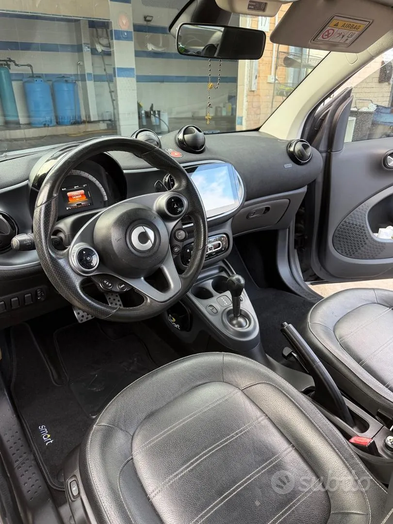 Smart Fortwo 2016 photo 2