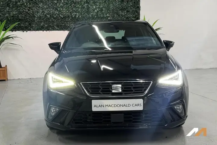 Seat Ibiza 2023 photo 4
