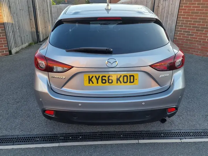 Mazda Mazda3 2016 photo 3