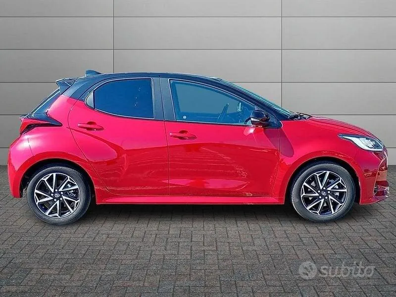 Toyota Yaris 2023 photo 3