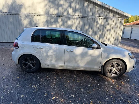 Volkswagen Golf Vi 2010 photo 4