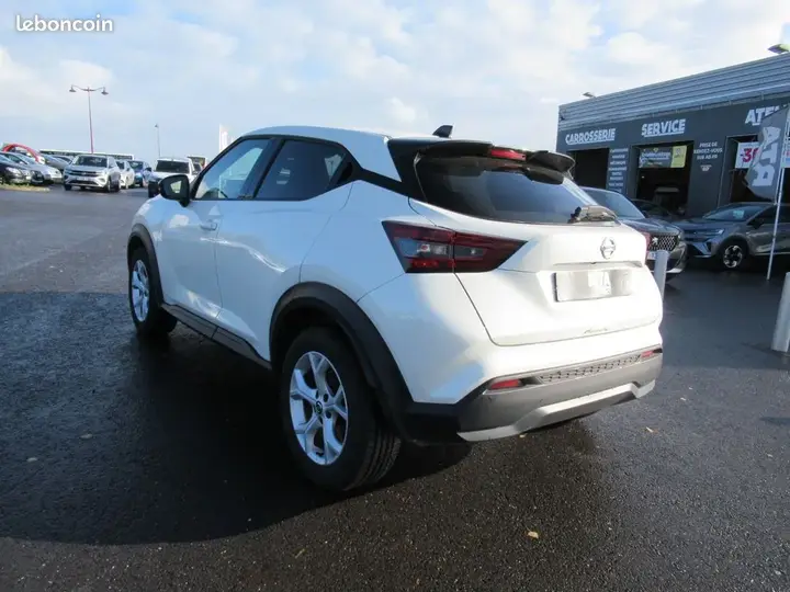 Nissan Juke 2021 photo 2