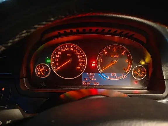 BMW 520D 2013 photo 2