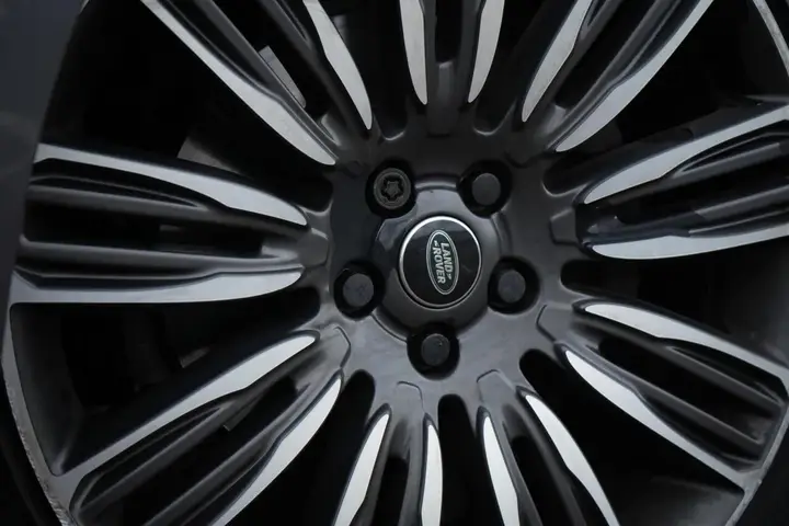 Land Rover Range Rover Sport 2019 photo 3
