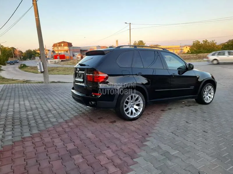 BMW X5 2011 photo 5