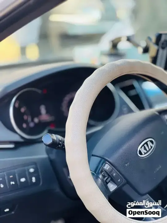 Kia Cadenza 2012 photo 2