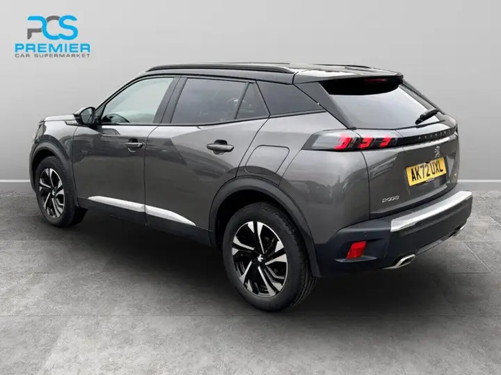 Peugeot 2008 2023 photo 3