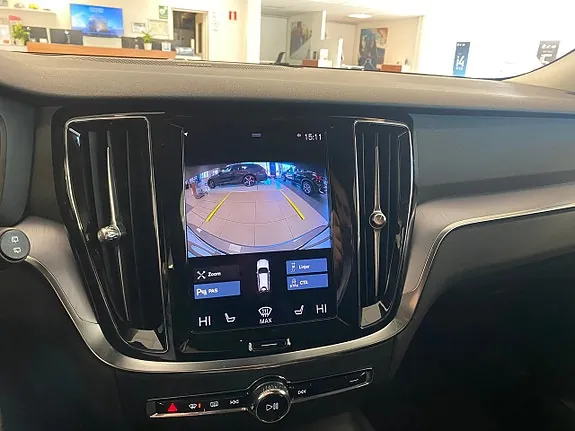 Volvo V60 Cross Country 2021 photo 3