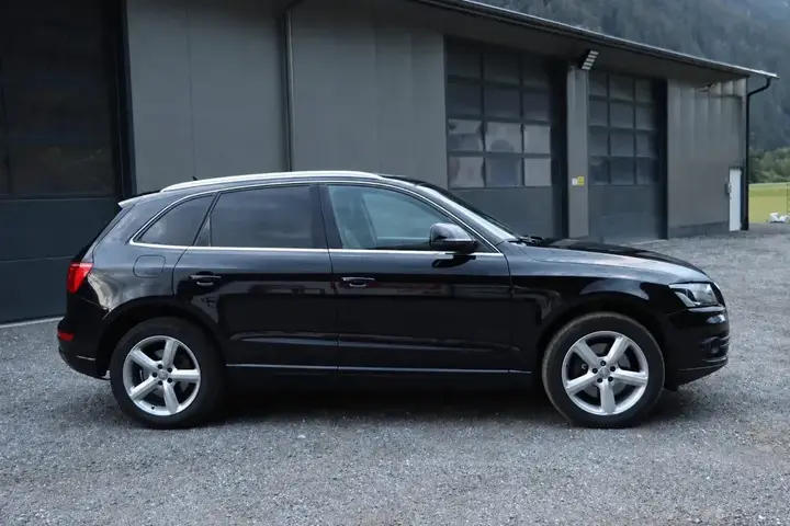 Audi Q5 2008 photo 3