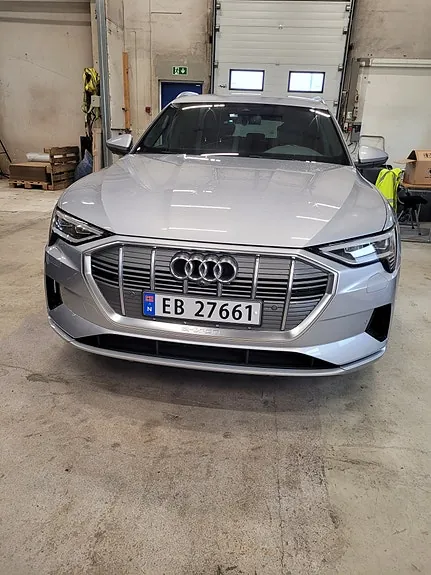 Audi E-Tron 2020 photo 2