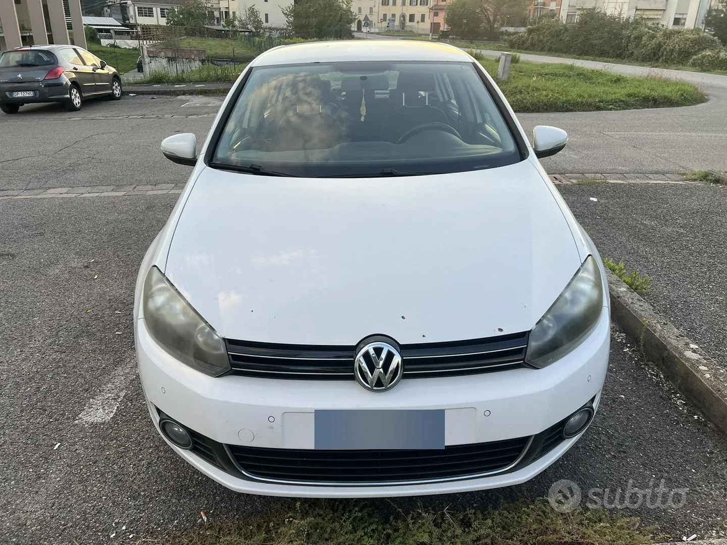 Volkswagen Golf 2012 photo 2