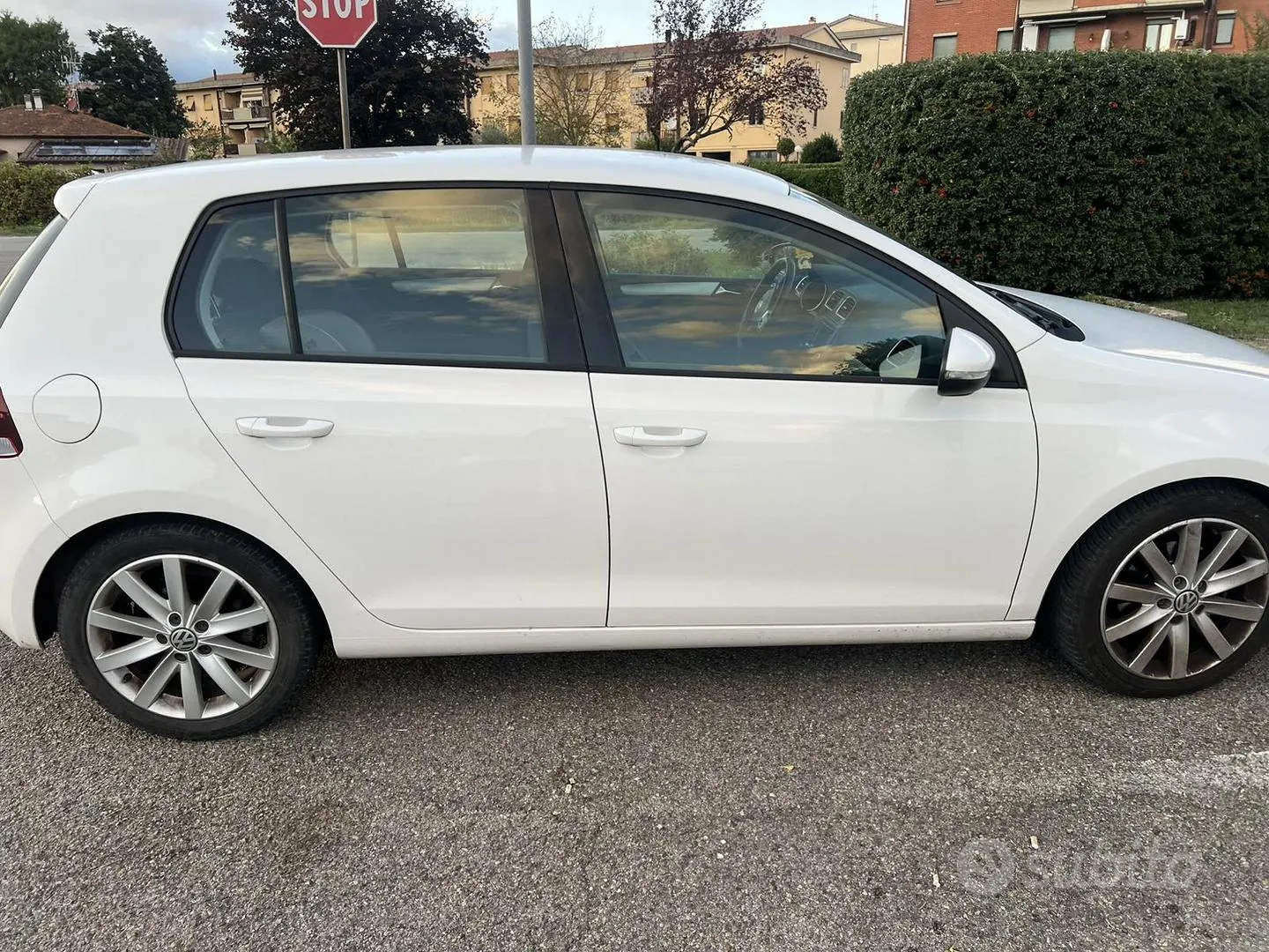 Volkswagen Golf 2012 photo 3