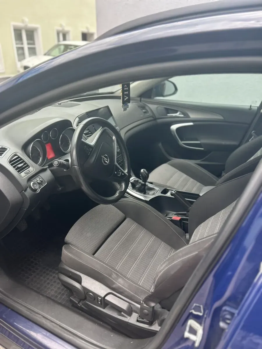 Opel Insignia 2012 photo 2