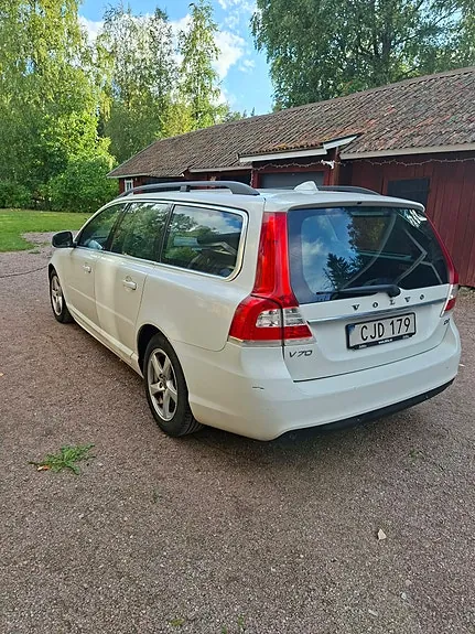 Volvo V70 2015 photo 3