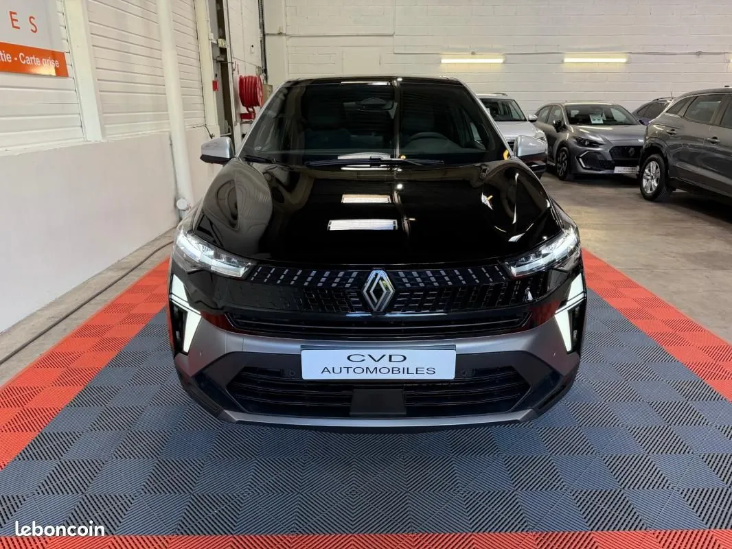Renault Captur 2026 photo 2