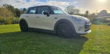 Mini Hatch 2016 photo 3