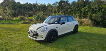 Mini Hatch 2016 photo 2