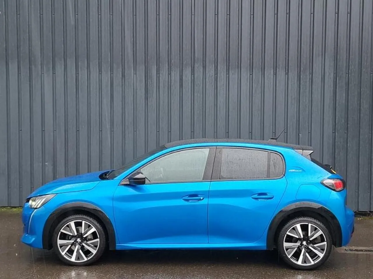 Peugeot 208 2020 photo 4