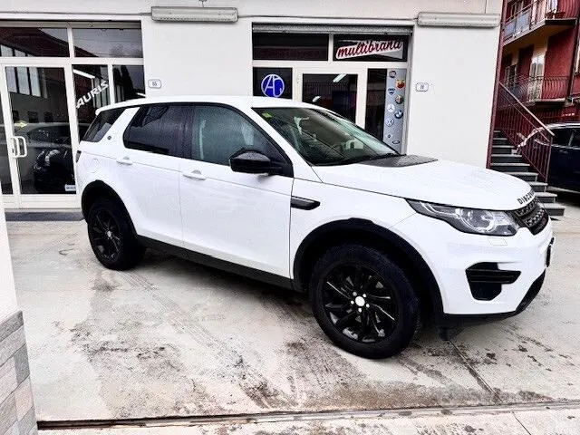 Land Rover Discovery Sport 2016 photo 4