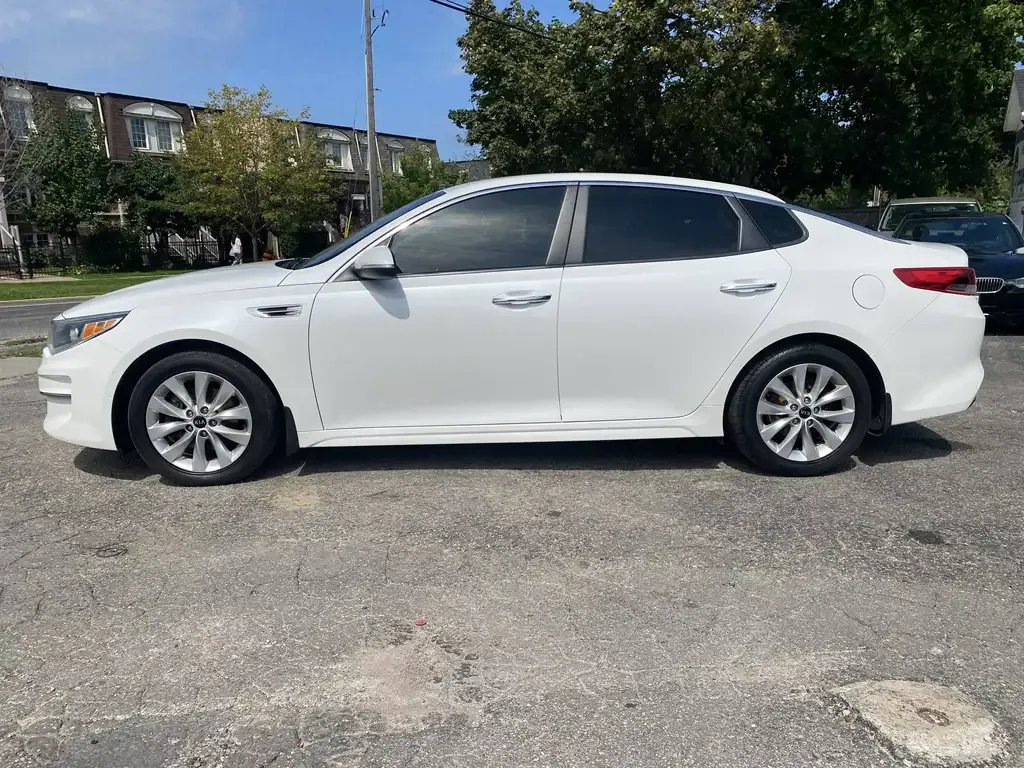 Kia Optima 2016 photo 2