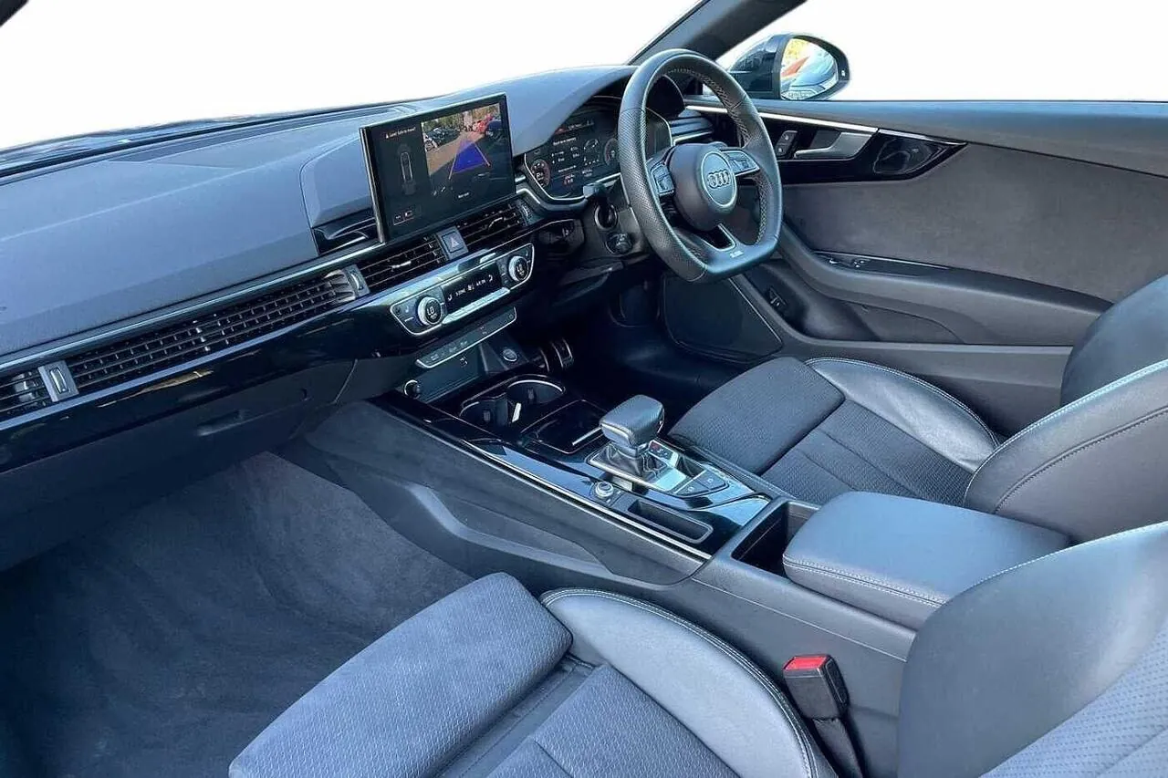Audi A5 2023 photo 2