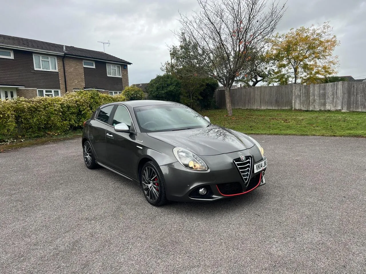 Alfa Romeo Giulietta 2014 photo 2