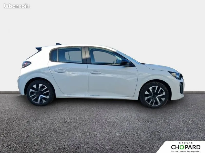 Peugeot 208 2024 photo 4