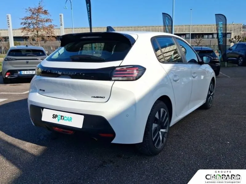 Peugeot 208 2024 photo 2