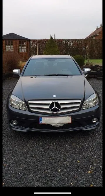 Mercedes-Benz C200