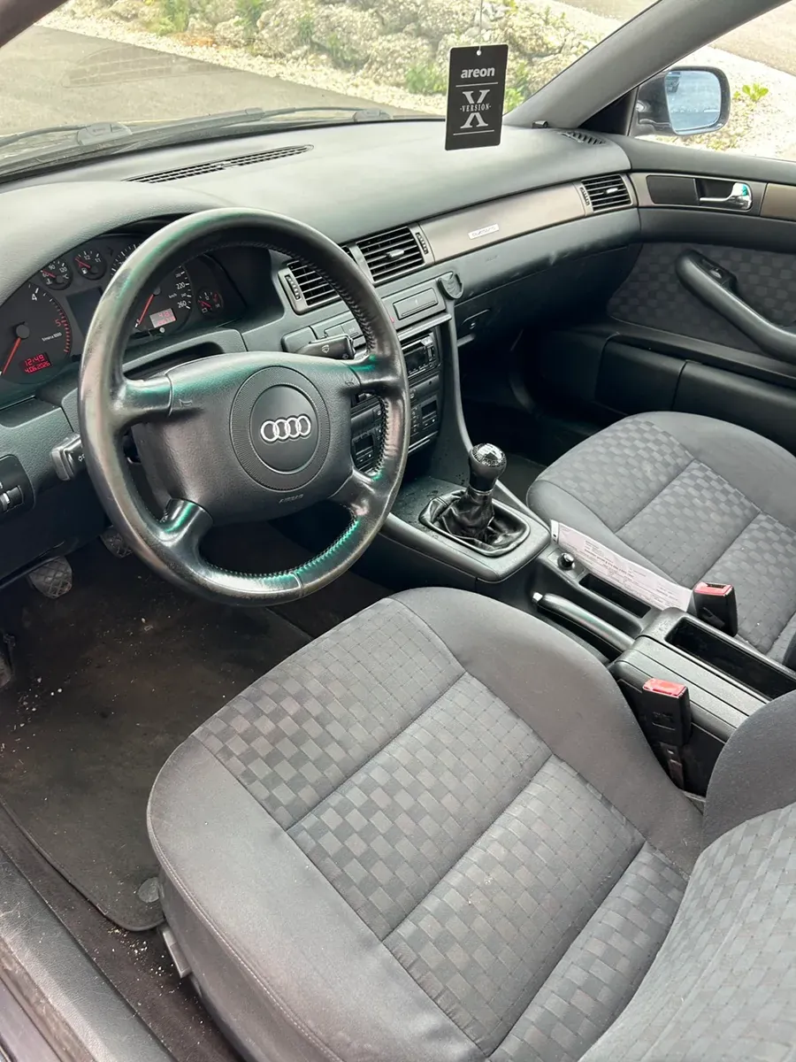 Audi A6 2001 photo 3