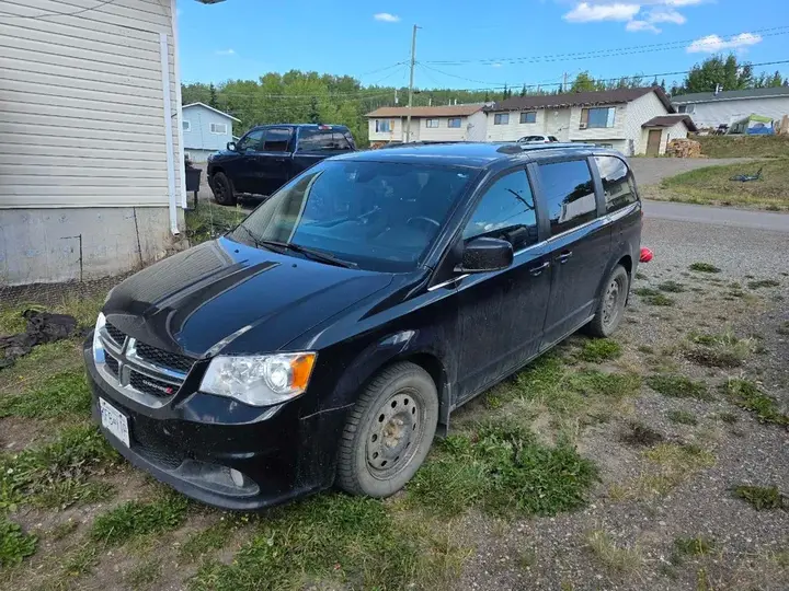 Dodge Grand Caravan 2020 photo 2
