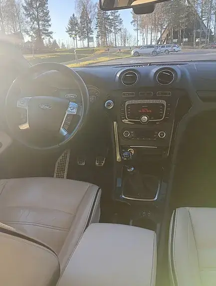 Ford Mondeo 2014 photo 4
