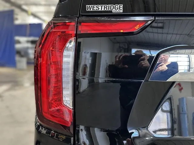 GMC Yukon 2023 photo 4