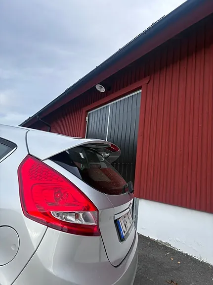 Ford Fiesta 2012 photo 5
