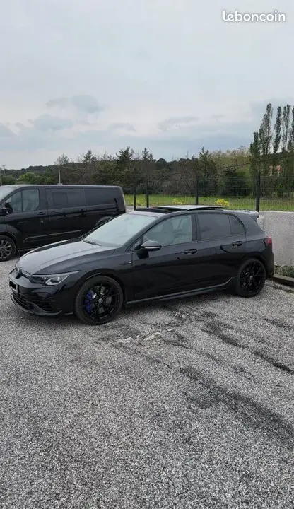 Volkswagen Golf 2022 photo 2
