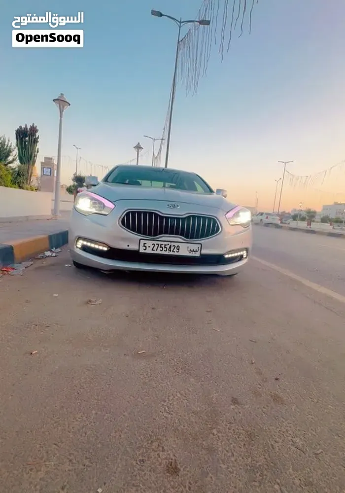 Kia Quoris 2015 photo 5