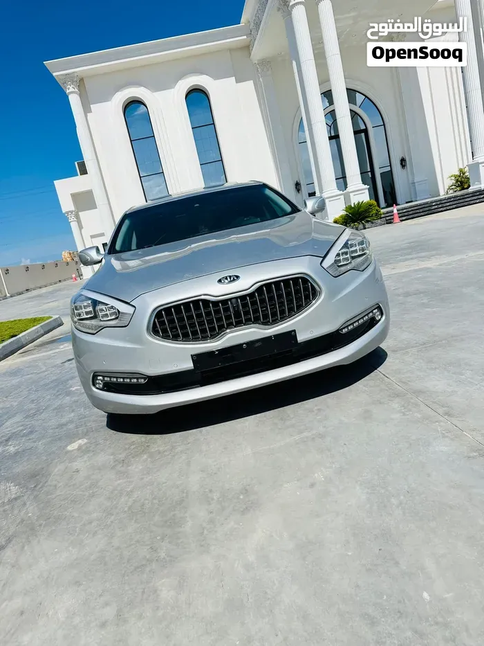 Kia Quoris 2015 photo 4