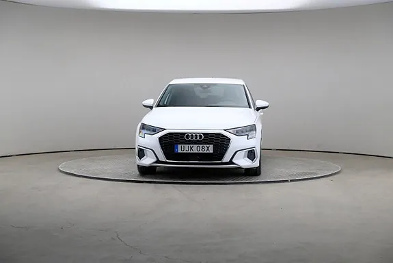 Audi A3 2024 photo 3
