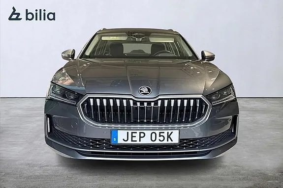 Skoda Superb 2025 photo 5