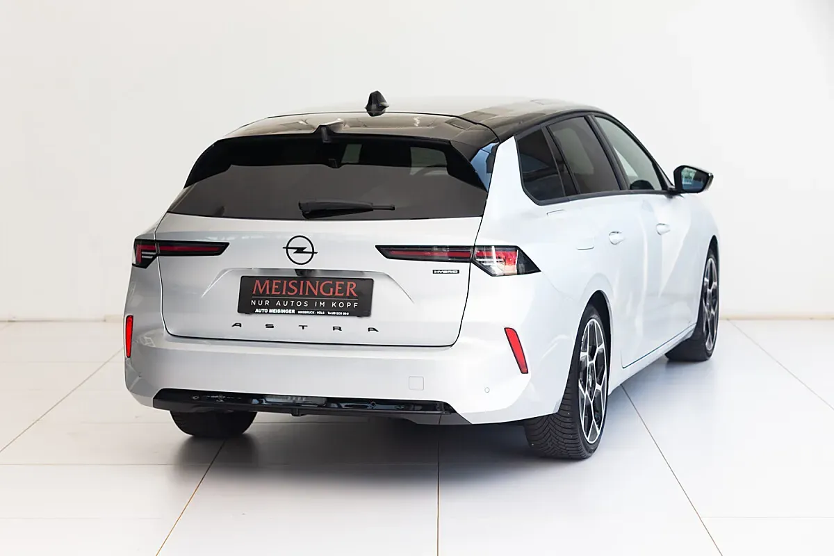 Opel Astra 2026 photo 2