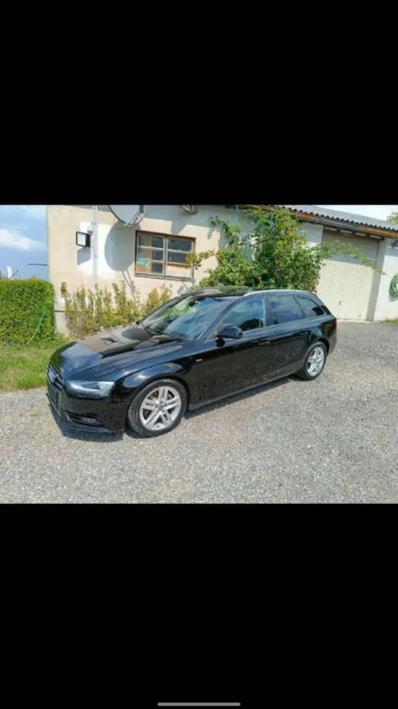 Audi A4 2013 photo 3