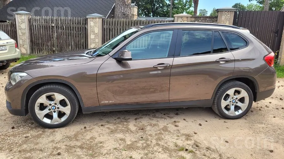 BMW X1 2013 photo 2